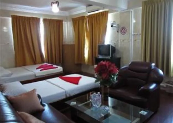 Deluxe Suite
